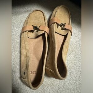 Barely worn uggs! 8.5 women’s